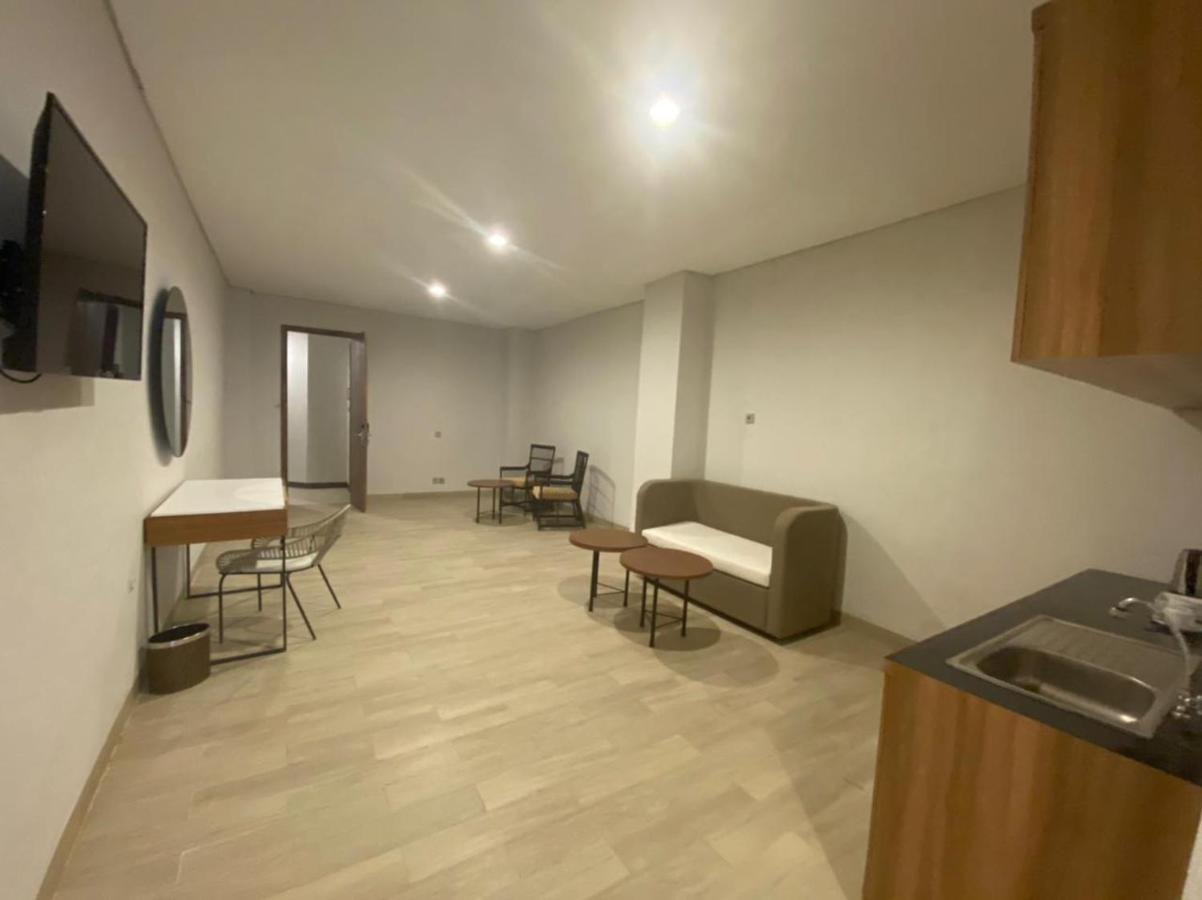 Raja Hotel Kuta Mandalika Resort & Convention Экстерьер фото